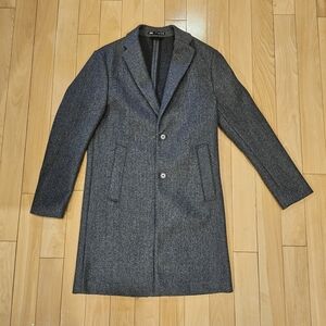 Zara Gray Trench Coat with Notched Lapels and Tailored Style